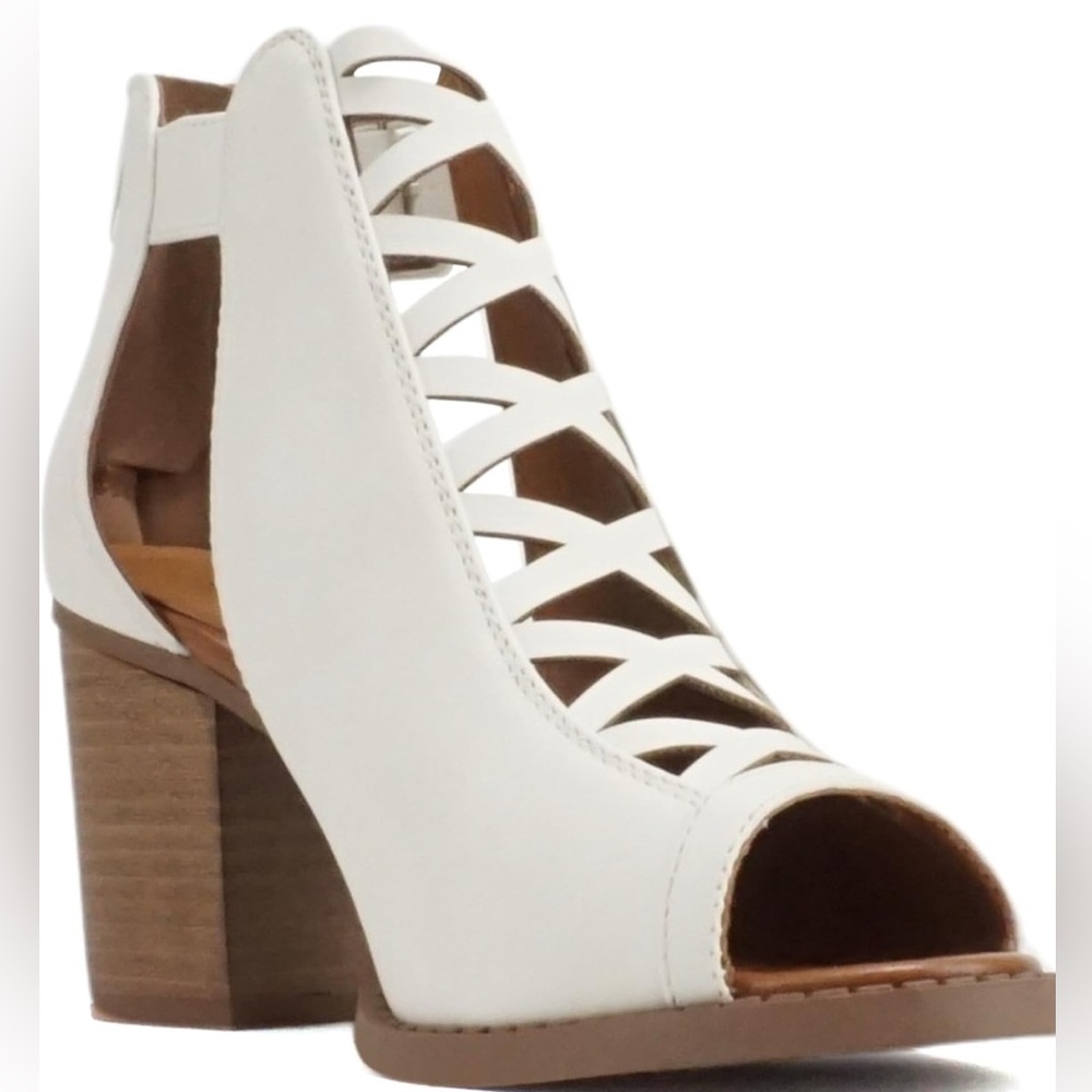 Women's White Faux Leather Peep-Toe Block Heel Sandals Ankle Boots NWOT Sz 8